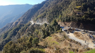 सुस्त गतिमा मध्यपहाडी लोकमार्ग, कहिले होला निर्माण सम्पन्न?