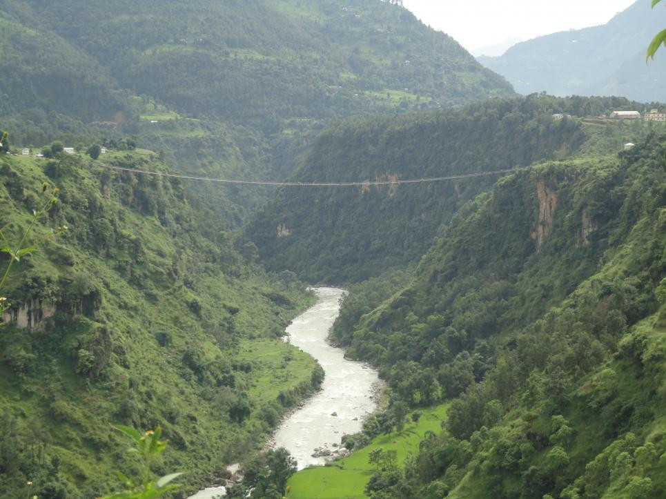 झोलुङ्गे  पुलका कारण कसरी फेरियो एउटा गाउँ? 