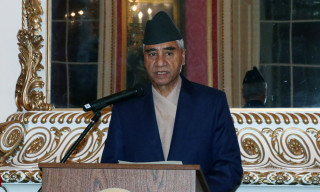 विदेशी लगानीकर्तालाई प्रेरित गर्न सरकार प्रतिबद्ध छ : प्रधानमन्त्री देउवा