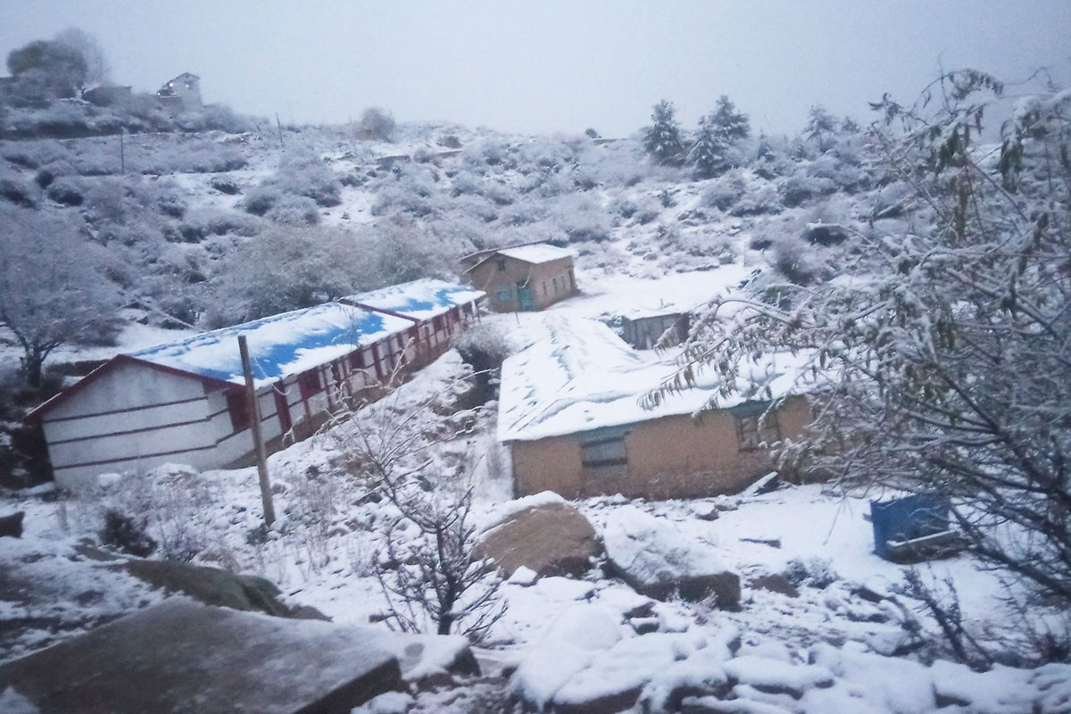 उत्तरी नाम्खामा हिमपात