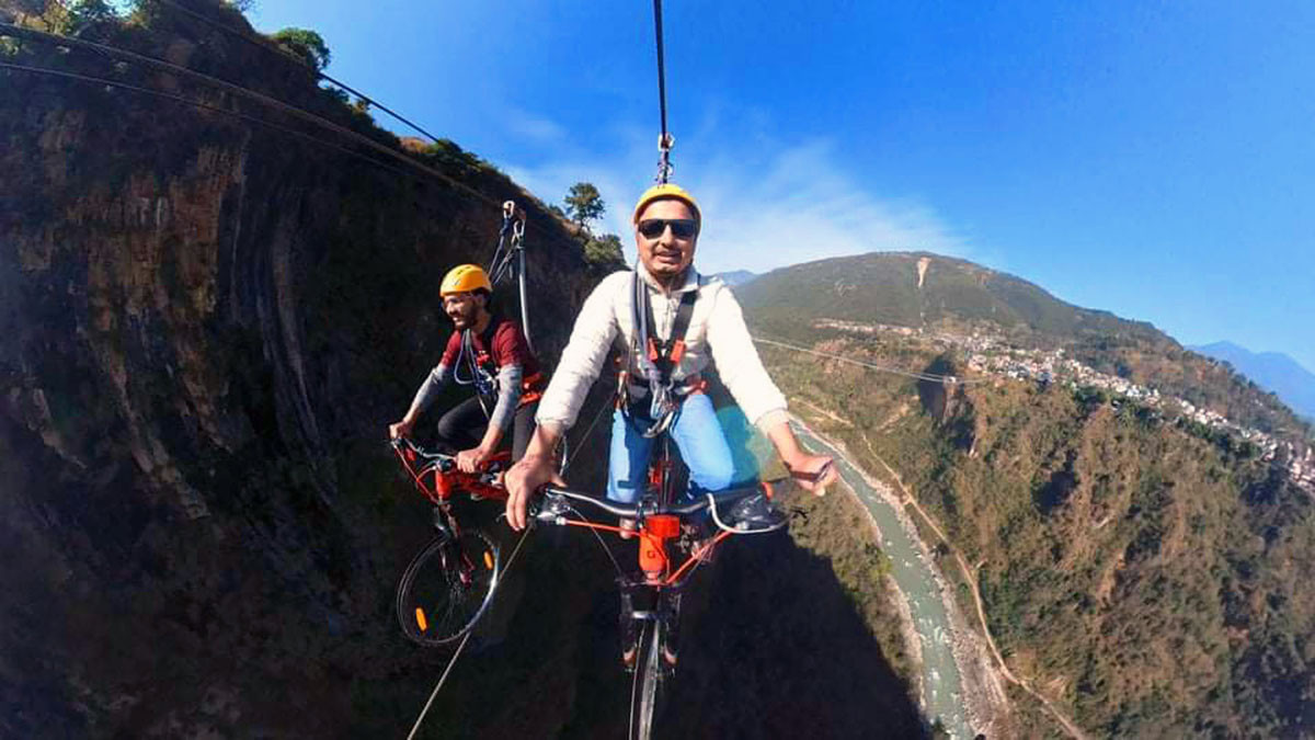 स्काइ साइक्लिङको रमाइलो 