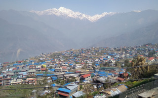 भूकम्पको दशक : भत्किएका संरचनाहरू अझै अधुरा