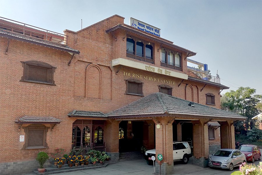 पर्यटन बोर्डमा काम नगर्ने कर्मचारीको रजाइँ : निजामतीको भन्दा तेब्बर बढी तलब खाने तर काम नगर्ने प्रवृत्तिले बोर्ड नै बन्धक