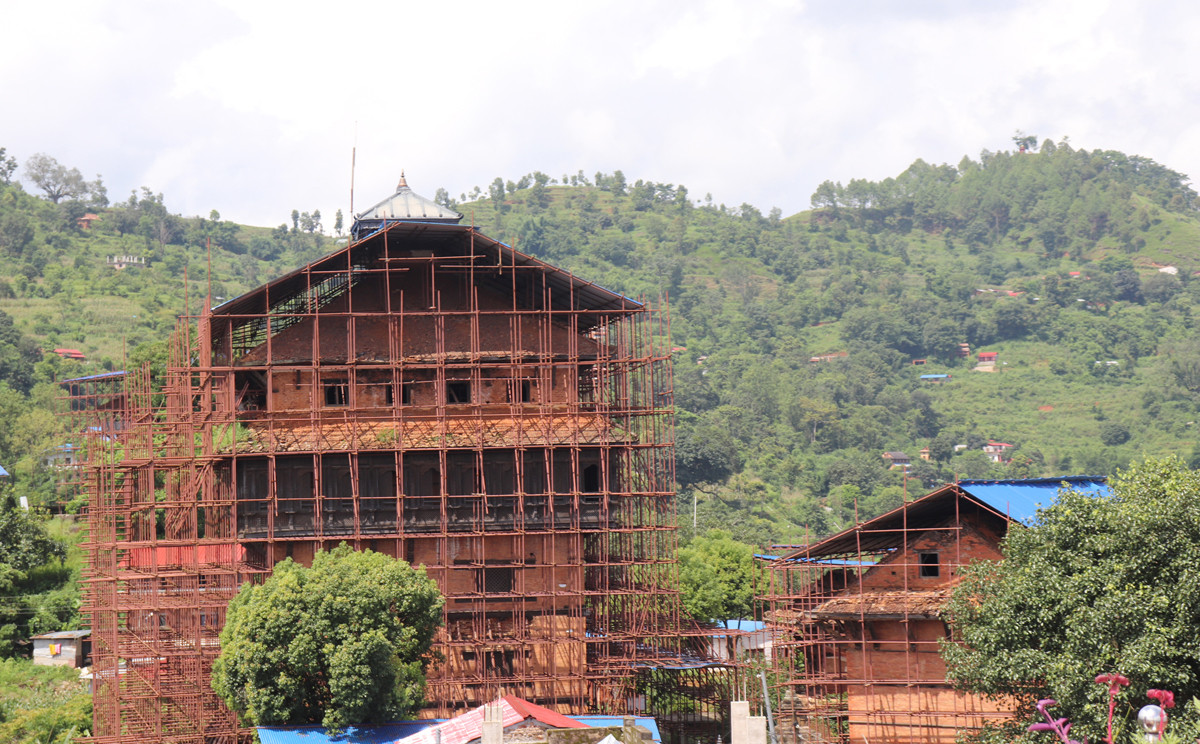 पुनःनिर्माणको पर्खाइमा साततले दरबार
