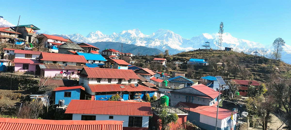 घलेगाउँ र मनास्लु हिमाल 