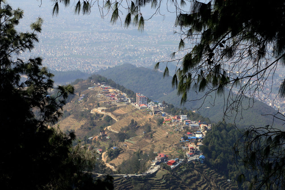 रानीकोटबाट देखिएको घ्याम्पेडाँडा 
