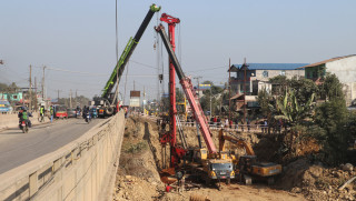 नारायणघाट बुटवल सडक विस्तारले गति लिँदै