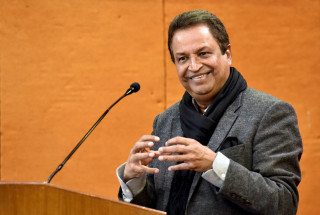 दोस्रो चरणको आर्थिक सुधारको नेतृत्व लिन कांग्रेस अलमलिएको छ, स्पष्ट दृष्टिकोण ल्याउनुपर्छ