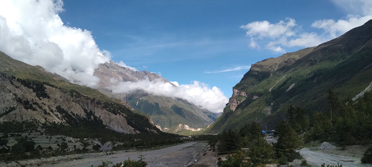 मौसम खुलेपछि मनाङ ङिस्याङ