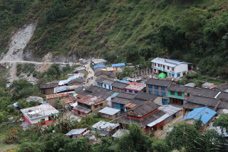 सडक सुविधाले बढायो बाँच्ने रहर