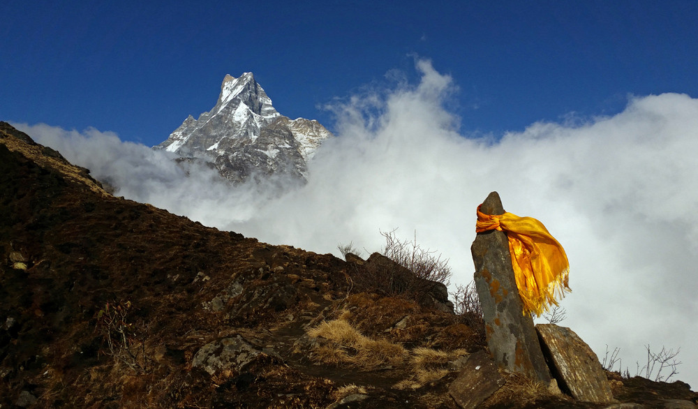 मर्दीमा पर्यटक बढ्दा व्यवसायीलाई भ्याइनभ्याइ, होटल रेष्टुरेन्ट भरिभराउ