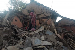 भूकम्प प्रभावितलाई २ प्रतिशत प्रिमियममा २५ लाखसम्मको घर कर्जा