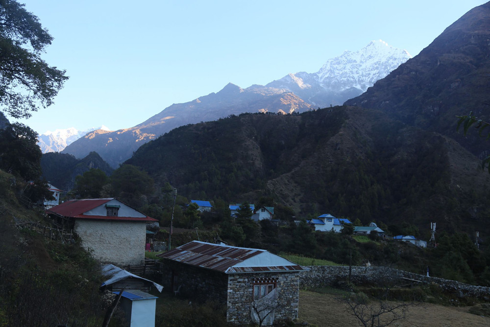हिउँ नपर्दा सोलुका किसान चिन्तित