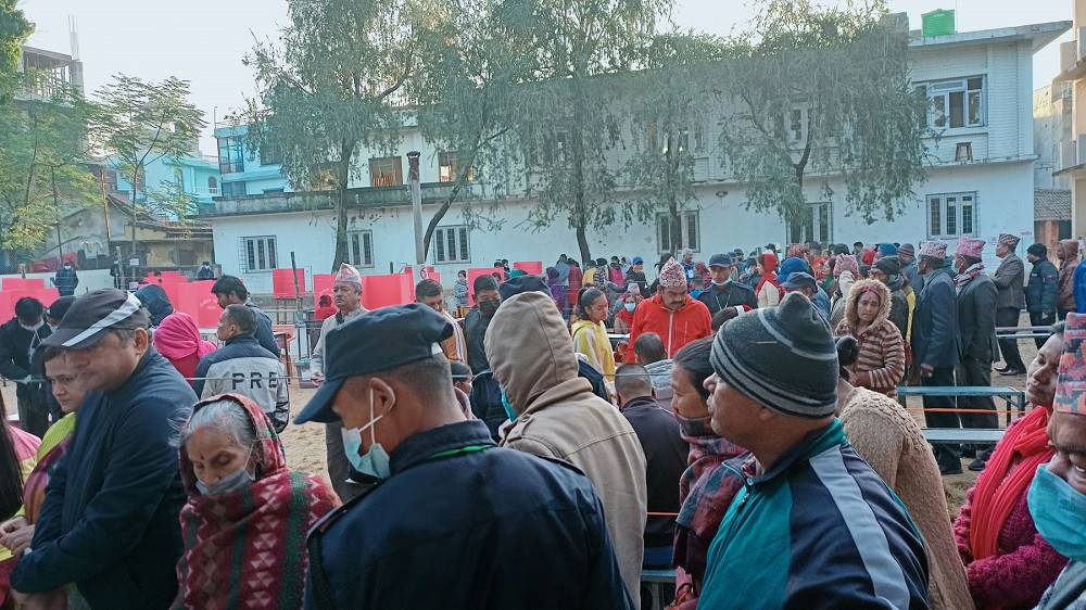 आफ्ना प्रतिनिधि छान्न मतदान