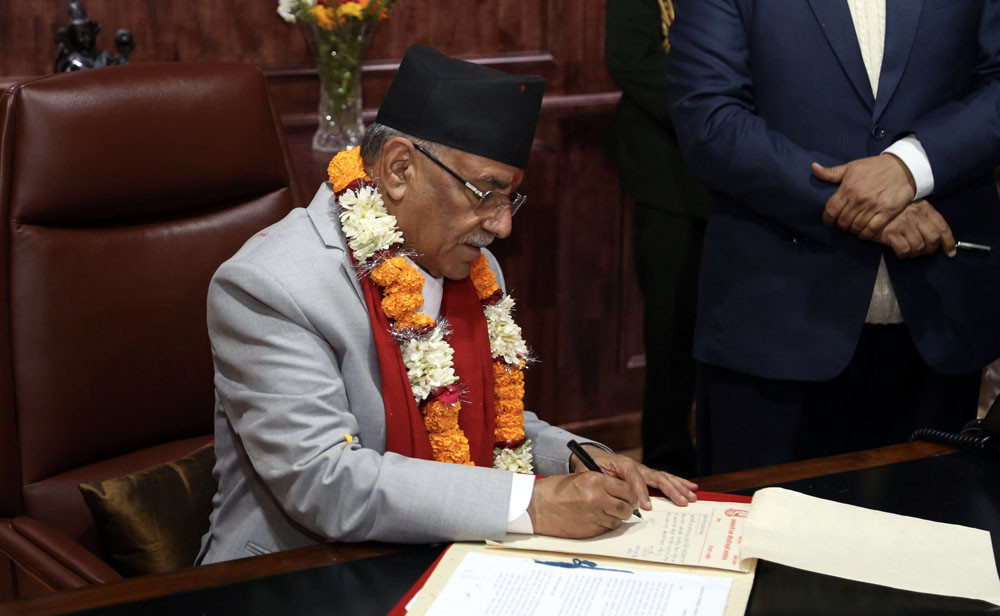नयाँ सरकारको पहिलो निर्णय अर्थतन्त्रमा देखिएको समस्या समाधानमा पहलकदमी  लिने
