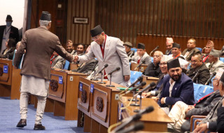 प्रधानमन्त्री प्रचण्डले पाए विश्वासको मत
