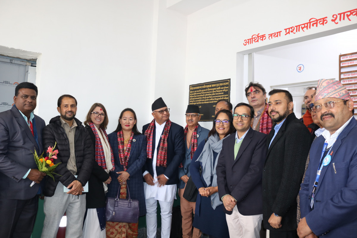 साढे १० करोडमा निर्मित स्वास्थ्य प्रयोगशाला प्रदेश सरकारलाई हस्तान्तरण