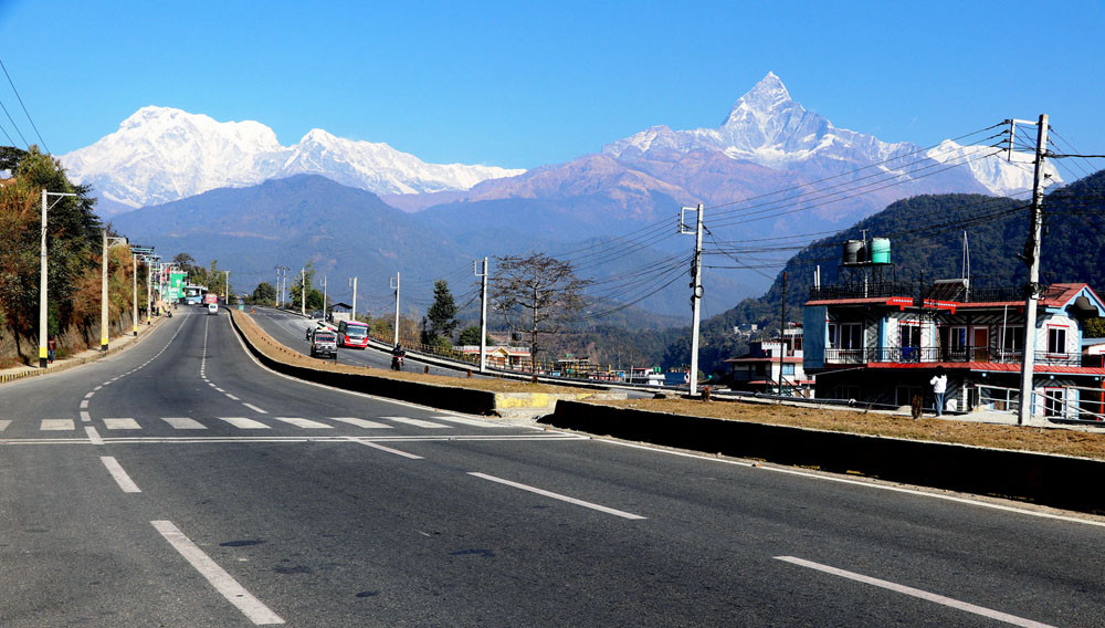 हेम्जाबाट देखिएको हिमश्रृङ्‍खला