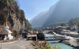 पर्यटक आउने मौसम सुरु भएसँगै मनाङका मुख्य पर्यटकीय क्षेत्रको अनुगमन