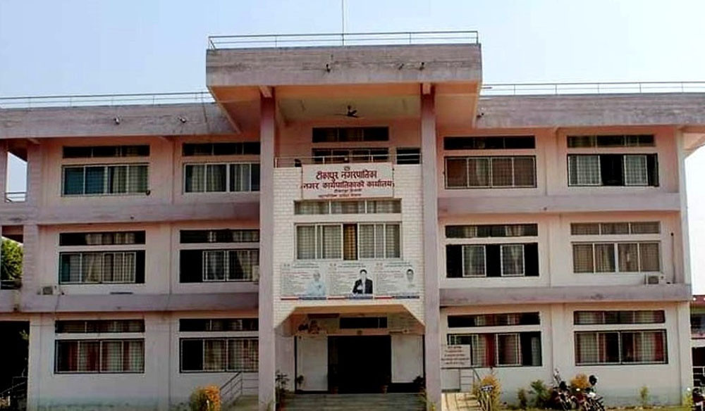 प्लास्टिकका झोलामा प्रतिबन्ध लगाउँदै टीकापुर नगरपालिका