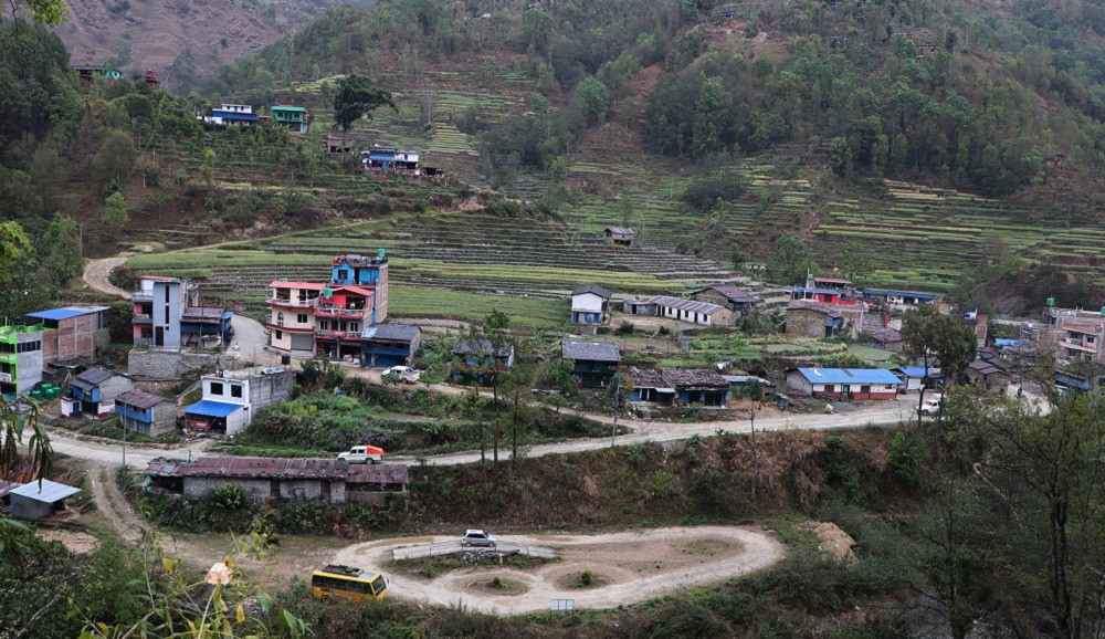 सहर बन्दै अक्षते गाउँ