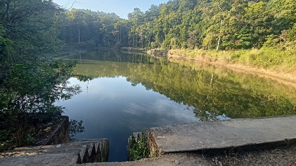 आन्तरिक पर्यटक तान्दै चरिङ्‌गे दह
