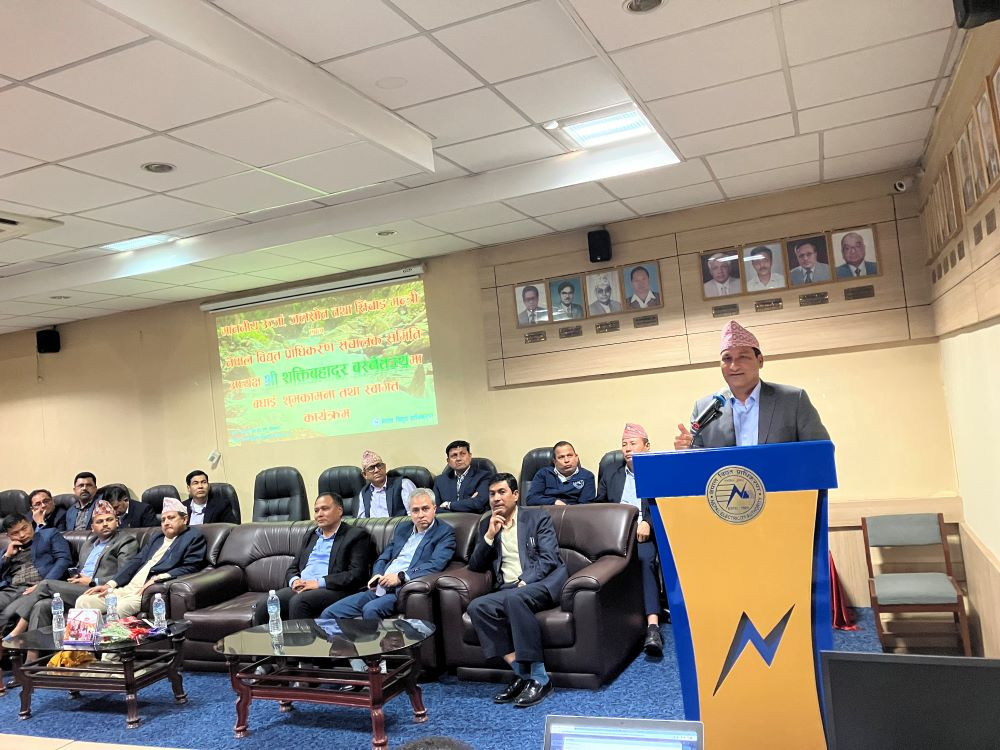 आन्तरिक विद्युत् खपत क्षमता वृद्धि मुख्य प्राथमिकतामा : ऊर्जामन्त्री बस्नेत