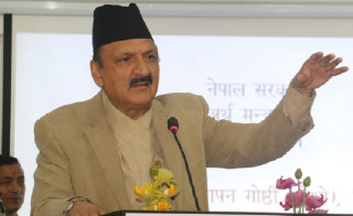 नतिजा दिनेगरी काम गर्न भन्सार अधिकारीहरुलाई अर्थमन्त्रीको निर्देशन