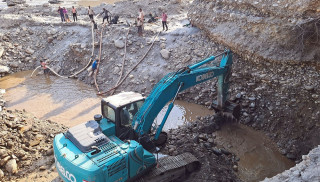 धनगढी-उरै भञ्ज्याङ त्रिदेशीय रणनीतिक सडक निर्माण सुस्त गतिमा, ८ वर्षमा २० प्रतिशत प्रगति