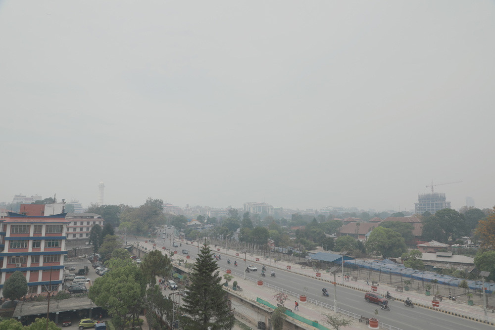 सबैभन्दा प्रदूषित सहर बनिरहेछ काठमाडौं, कारण १ सय ६५ स्थानको वन डढेलो