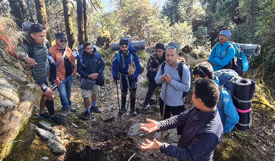 पुरानै लयमा फर्कियो हेलम्बुको पर्यटन व्यवसाय