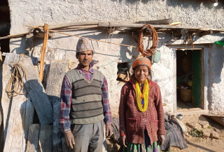 आगलागीको राहतका लागि धाउँदा धाउँदै १० हजार सकियो, राहत आयो ७ हजार