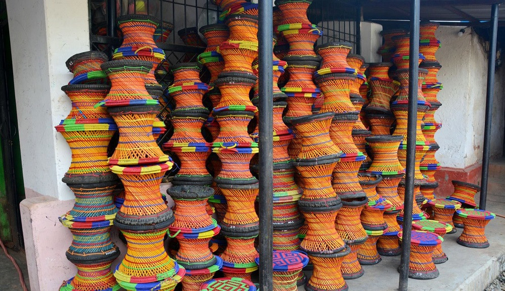 मुढा बुनेर आम्दानी गर्दै कैदीबन्दी