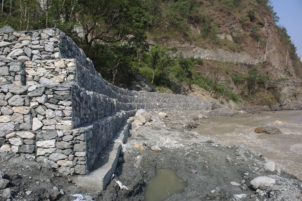 काम छाडेर भागेका १५ ठेकेदारको खोजी, धरौटी जफत र ठेक्का तोड्ने तयारी