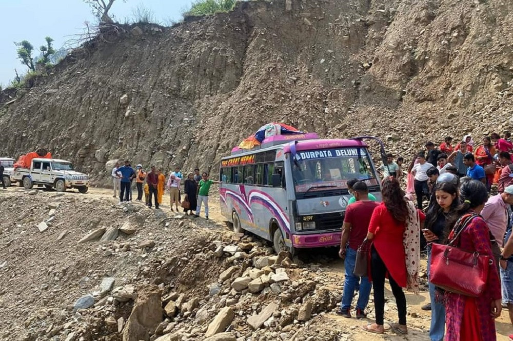 अझै खुलेनन् ग्रामीण सडक