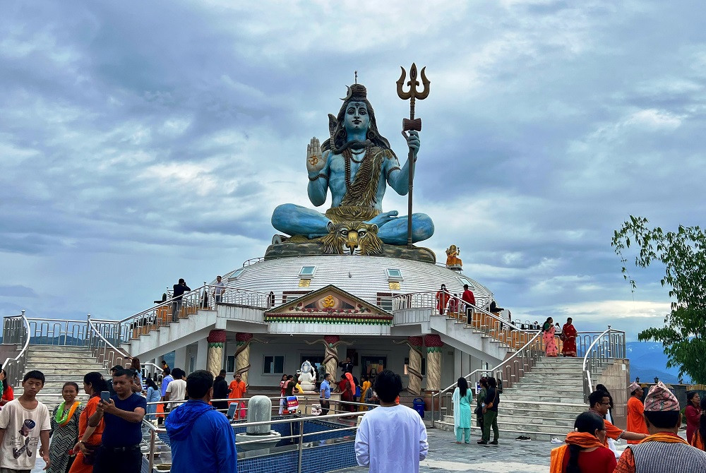 नयाँ पर्यटकीय गन्तव्य बन्यो पुम्दीकोटको विशाल मूर्ति