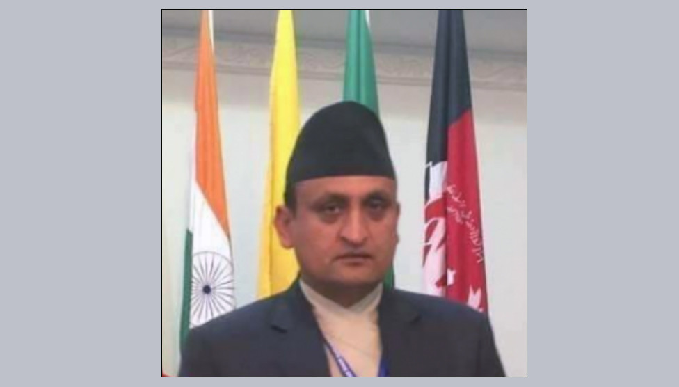 अध्यागमन विभागको महानिर्देशकबाट हटाइए झलकराम अधिकारी, अनुसन्धानका लागि मन्त्रालय तानियो