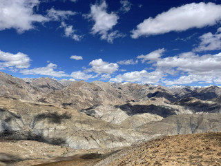 उपल्लो डोल्पामा पहाडबीचको गाउँ