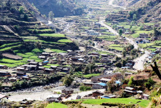 गाउँ रित्तिँदै, निसीखोलामा मगर खाम भाषा संरक्षणमा चुनौती