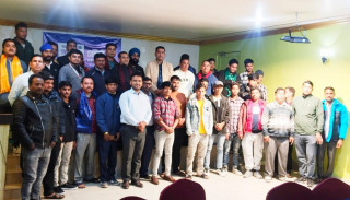 टाटा पार्टसका फाइदाबारे जानकारी गराउन धनगढीमा मेकानिक्स तथा वितरकको भेला