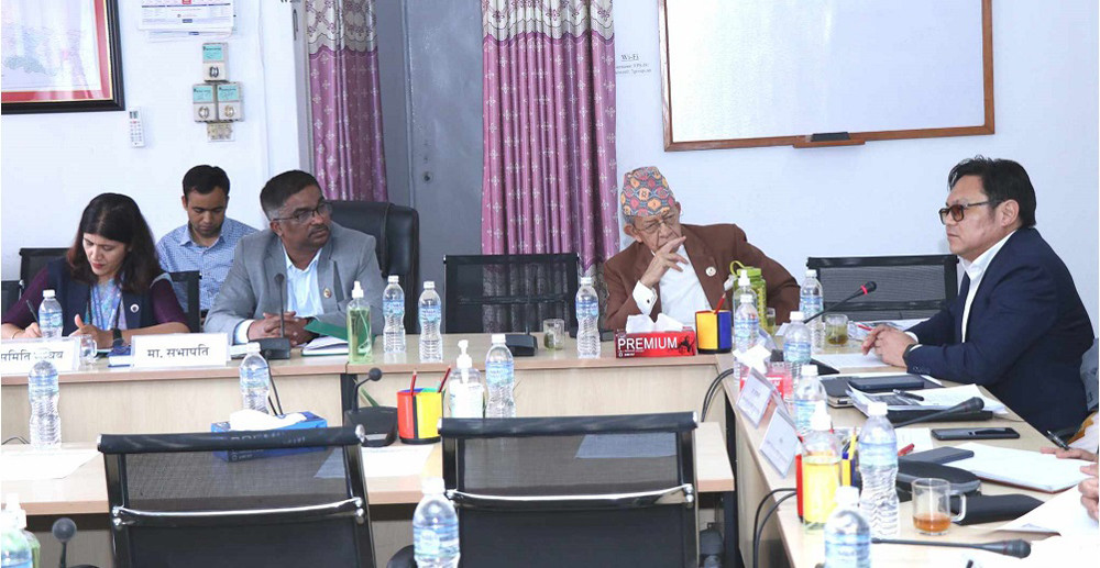 चिनियाँ जहाजबारे सांसदले मागे जवाफ : किन किनियो? किन उडाउन सकिएन? किन बेचिँदैछ?