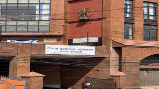 दूरसञ्चार प्राधिकरणको अध्यक्षका लागि आवेदन दिने समय सकियो, सञ्चारमन्त्रीका सल्लाहकार पनि प्रतिस्पर्धामा