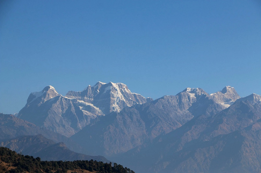 सोलुखुम्बुका हिमालहरु कालापत्थरमा परिणत