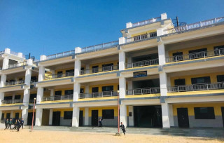 सहरी मोहले घट्दैछन् गाउँका विद्यालयमा विद्यार्थी