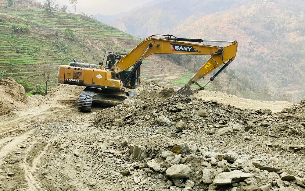 १ अर्ब १९ करोड लागतका चार सडकका लागि ४ करोडमात्रै विनियोजन, भुक्तानी नहुँदा रोकियो काम