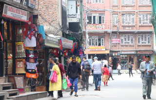 चौबिसै घण्टा व्यवसाय सञ्चालनको निर्देशनले ठमेलका व्यवसायी उत्साहित, व्यापार व्यवसाय फस्टाउने अपेक्षा