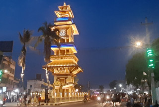 अंग्रेजी नयाँ वर्षले चलायमान भयो वीरगञ्ज, कारोबार बढ्दा खुसी छन् व्यवसायी