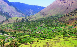 पर्यटकीय सम्भावना प्रबल तर विकासमा पछाडि, आधारभूत सेवासुविधाबाटै वञ्चित छन् निसेलढोरवासी