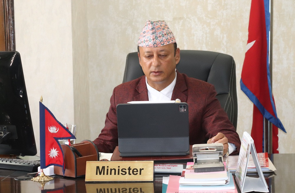 उद्योगहरुबाट डेडिकेटेड र ट्रंकलाइनको बक्यौता उठाउन ऊर्जामन्त्रीको निर्देशन