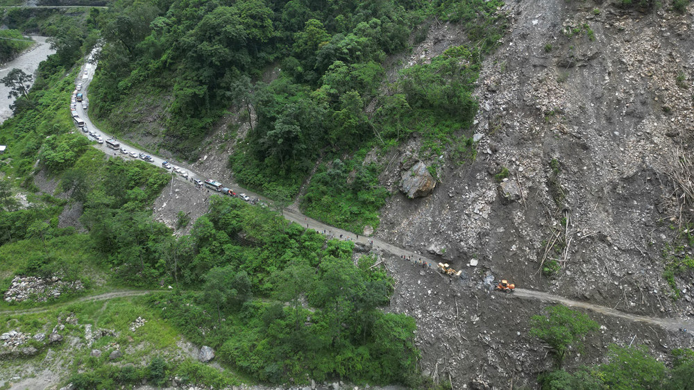 सकसपूर्ण मुक्तिनाथ यात्रा : बाढी, कटान र पहिरोको चुनौती
